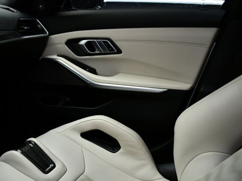 Used 2023 BMW M3 w/ Executive Package image 41