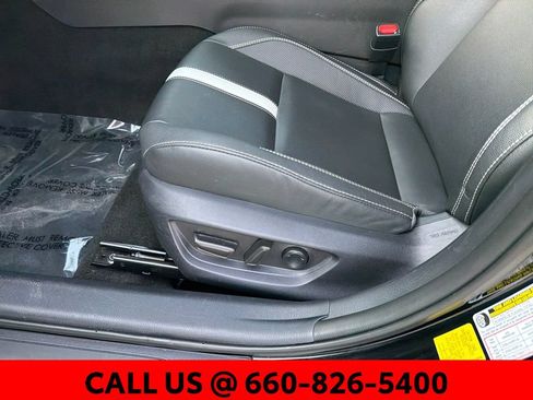Used 2025 Toyota Camry SE FWD image 36