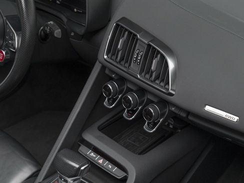 Used 2022 Audi R8 V10 image 43