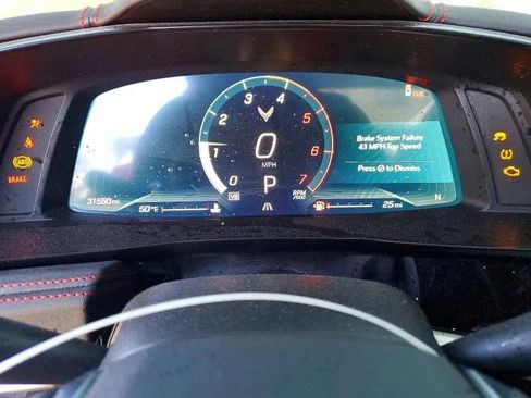 Used 2022 Chevrolet Corvette Stingray Convertible w/ Z51 Performance Package image 9