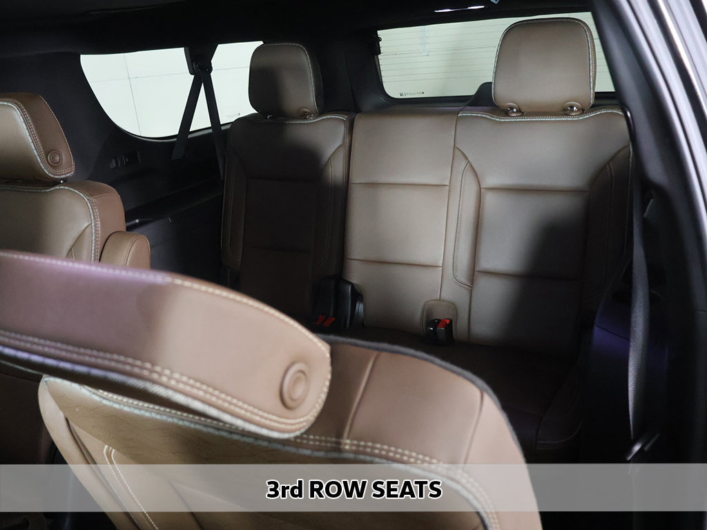 Used 2024 Chevrolet Suburban High Country w/ Advanced Technology Package AWD/4WD image 13