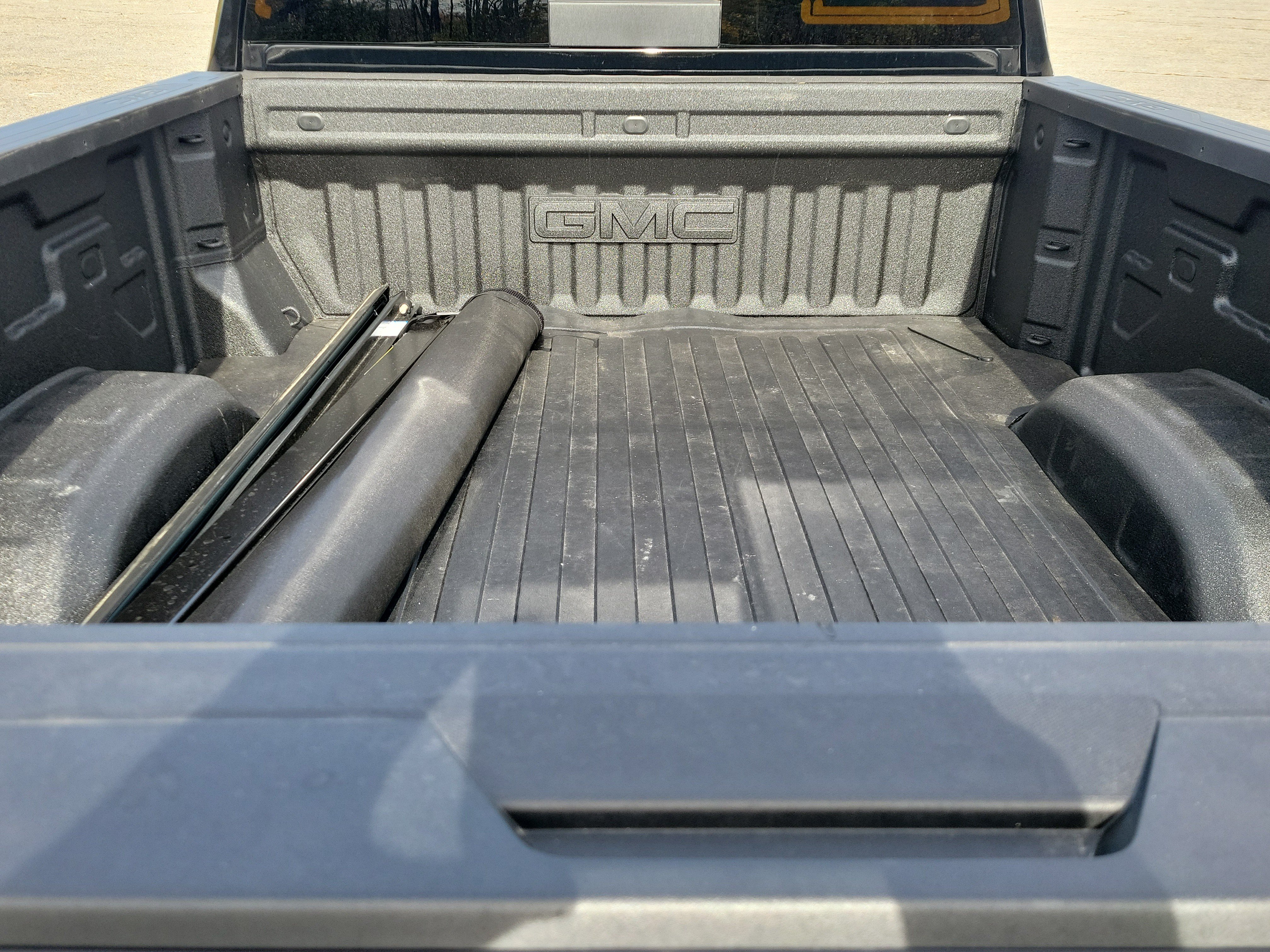 Used 2026 GMC Sierra 2500 AT4 w/ AT4 Premium Plus Package AWD/4WD image 17