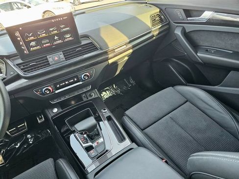 Used 2022 Audi SQ5 Premium image 34