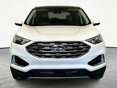 Used 2022 Ford Edge SEL w/ Convenience Package image 3