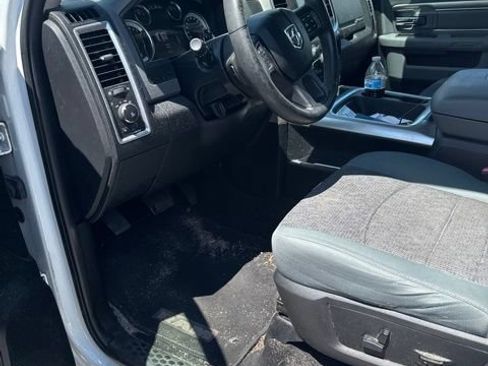 Used 2017 RAM 1500 Big Horn AWD/4WD image 2