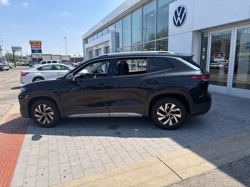 Certified 2025 Volkswagen Tiguan S FWD image 12