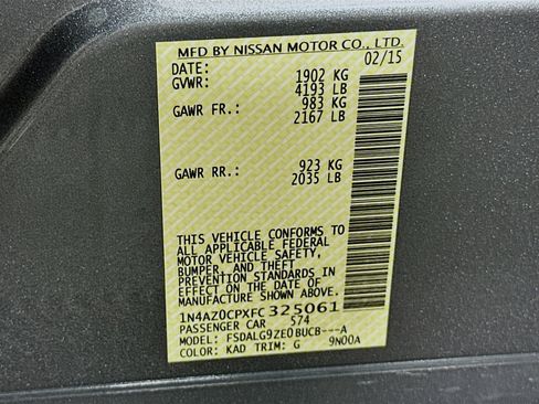 Used 2015 Nissan Leaf SL FWD image 12