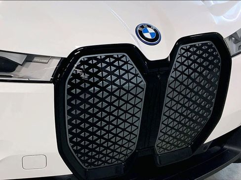 Certified 2024 BMW iX xDrive50 w/ Convenience Package image 32