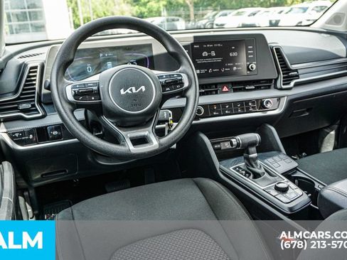 Used 2025 Kia Sportage LX FWD image 27