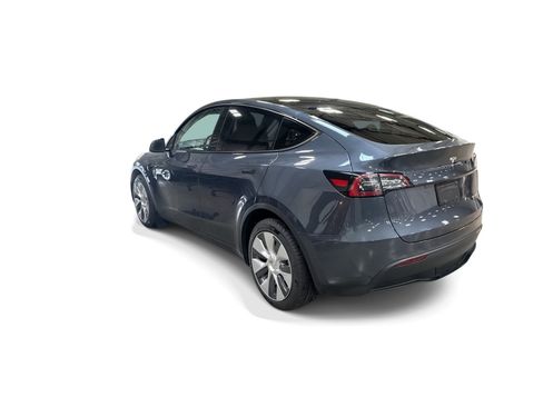 Certified 2023 Tesla Model Y Long Range AWD/4WD image 4