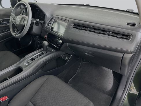 Used 2018 Honda HR-V EX image 28