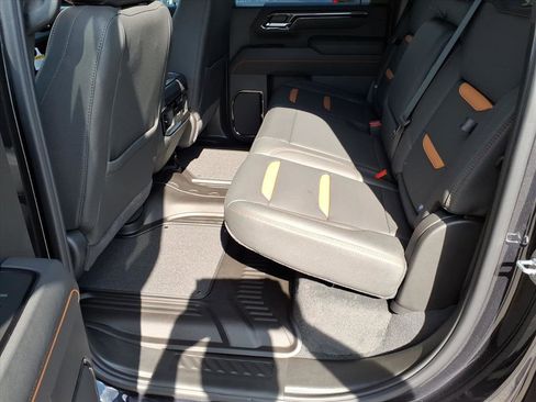 New 2026 GMC Sierra 2500 AT4 w/ AT4 Premium Plus Package image 6