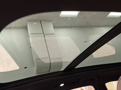 New 2026 Volvo XC60 T8 Plus w/ Protection Package Premier image 25