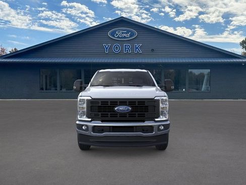 New 2026 Ford F250 4x4 Crew Cab Super Duty image 6