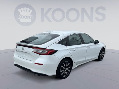 Used 2024 Honda Civic EX-L image 7
