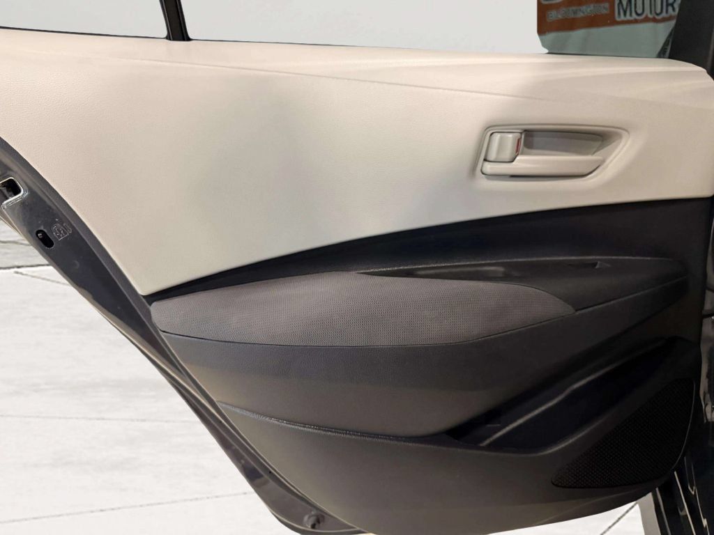 Used 2023 Toyota Corolla LE FWD image 20