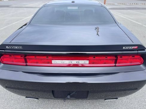 Used 2009 Dodge Challenger SRT8 w/ SRT Option Group II RWD image 13