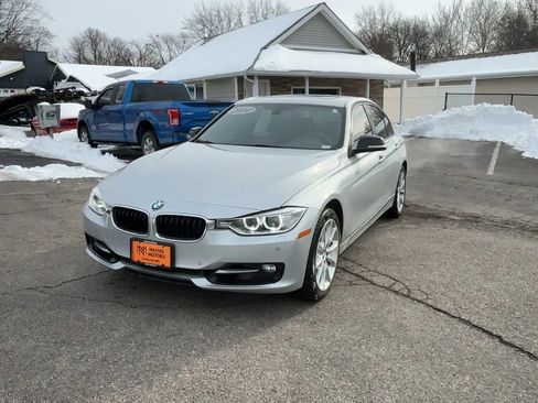 Used 2014 BMW 335i xDrive Sedan image 4