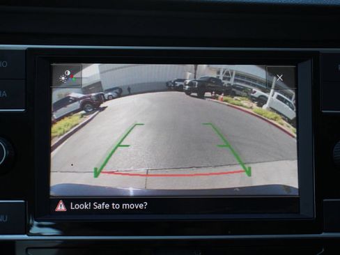 Used 2022 Volkswagen Jetta S FWD image 33