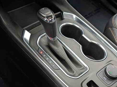 Used 2019 Chevrolet Traverse LT w/ LT Premium Package image 25