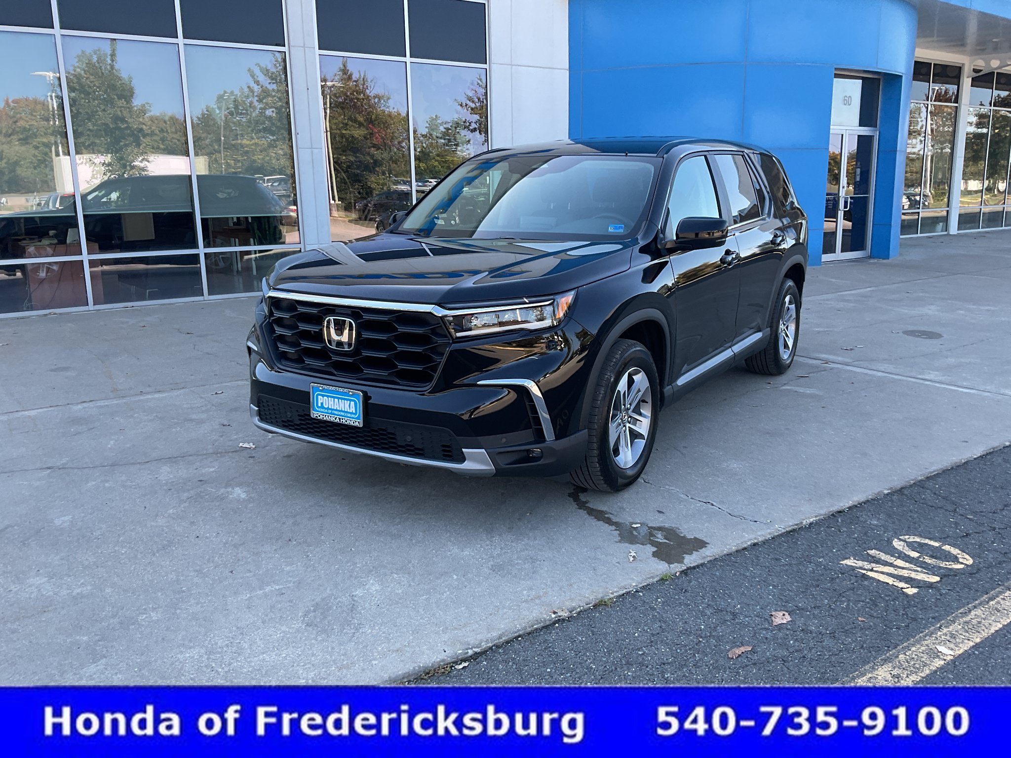 Used 2025 Honda Pilot EX-L image 1
