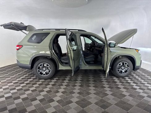 Used 2026 Honda Pilot TrailSport image 17