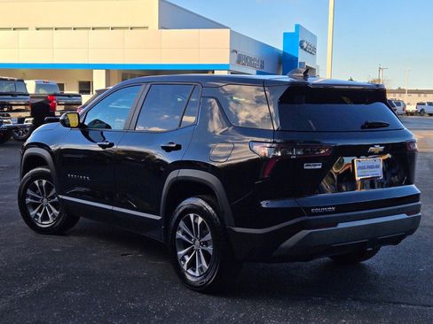Used 2025 Chevrolet Equinox LT image 13