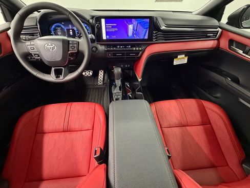 Used 2026 Toyota Camry XSE FWD image 37