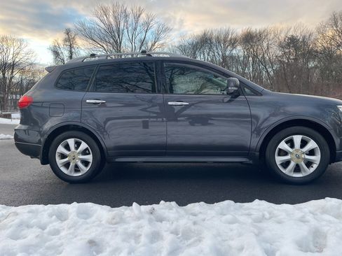 Used 2011 Subaru Tribeca Touring AWD/4WD image 21