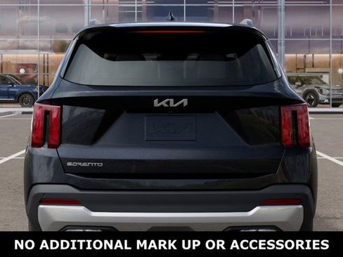 New 2026 Kia Sorento S w/ S Panoramic Sunroof Package image 13
