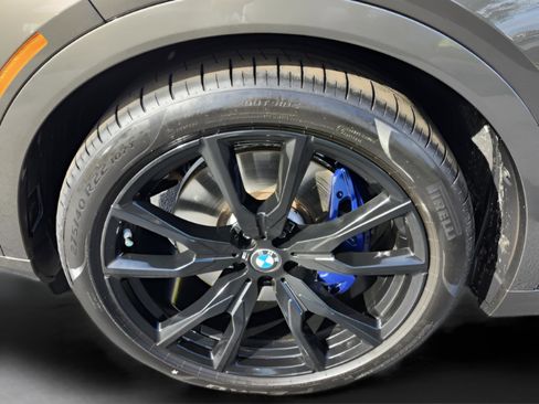 Used 2023 BMW X7 M60i w/ Executive Package image 43