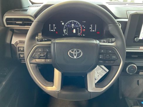 New 2026 Toyota 4Runner SR5 image 8