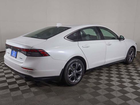 Used 2024 Honda Accord EX-L image 10