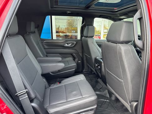 Used 2024 Chevrolet Tahoe Z71 w/ Z71 Off-Road Package image 5