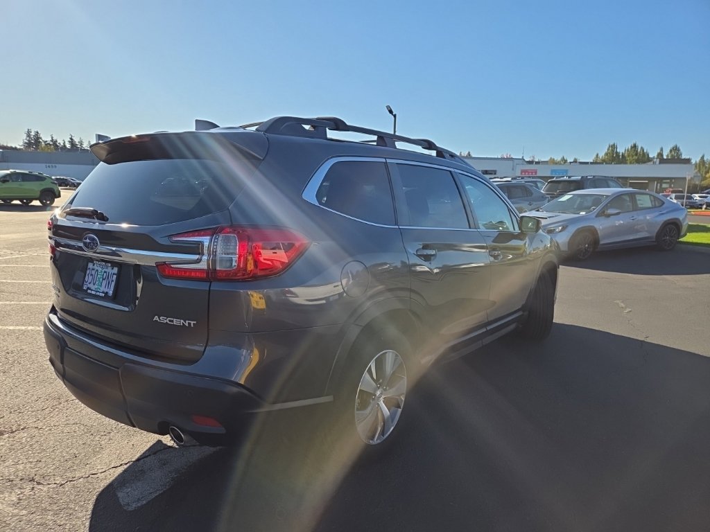 Certified 2023 Subaru Ascent Premium w/ Convenience Package AWD/4WD image 7