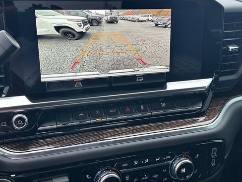 New 2026 GMC Sierra 1500 Elevation w/ Elevation Select Package AWD/4WD image 29