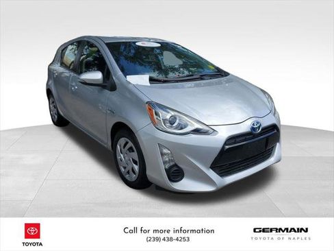 Certified 2015 Toyota Prius C Two image 4