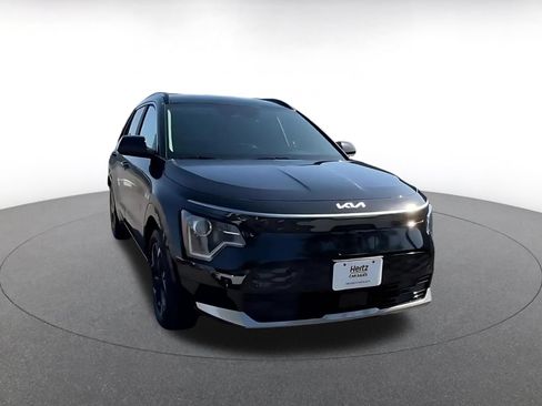 Used 2024 Kia Niro Wind FWD image 3