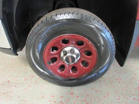 Used 2013 GMC Sierra 1500 W/T image 23