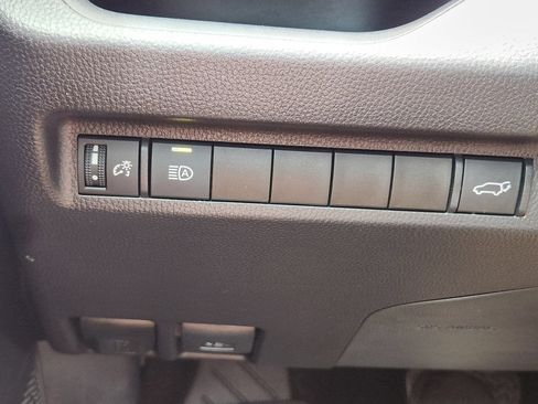 Used 2024 Toyota RAV4 XLE w/ Convenience Package FWD image 21