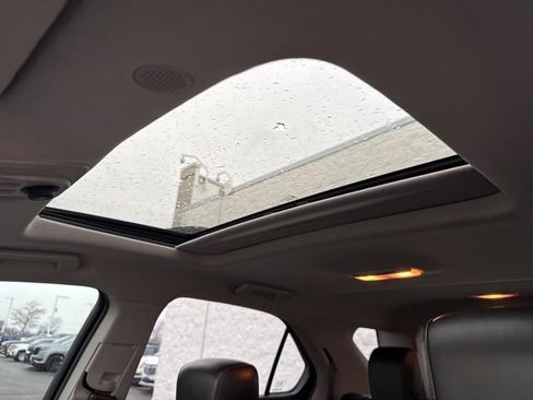 Used 2016 Chevrolet Equinox LTZ w/ Enhanced Convenience Package image 11