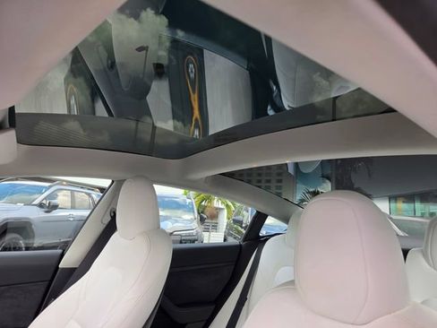 Used 2023 Tesla Model 3 Standard Range RWD image 6