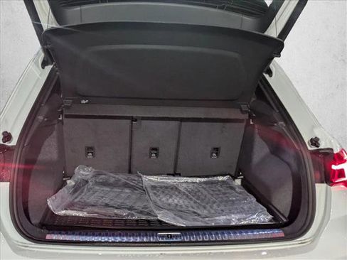 Certified 2025 Audi Q3 2.0T Premium w/ Convenience Package image 6