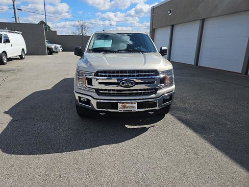 Used 2018 Ford F150 XLT w/ Equipment Group 302A Luxury image 5