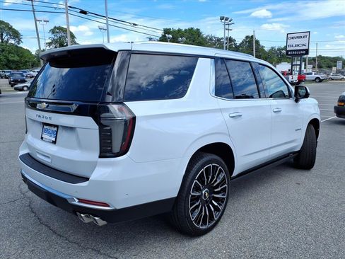 New 2026 Chevrolet Tahoe High Country AWD/4WD image 4