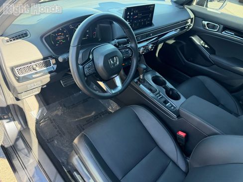 Used 2025 Honda Civic Sport Touring image 14