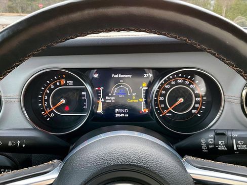 Certified 2021 Jeep Wrangler Unlimited Sahara image 10