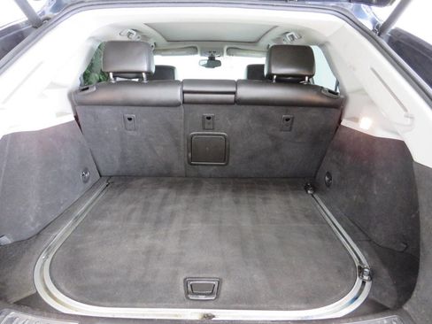 Used 2016 Cadillac SRX Luxury image 10