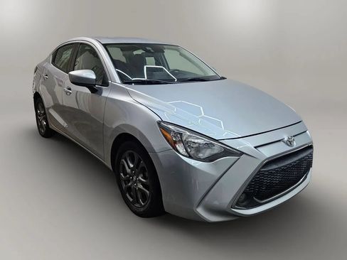 Used 2019 Toyota Yaris LE FWD image 1