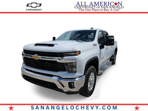 Used 2025 Chevrolet Silverado 2500 LT AWD/4WD image 1